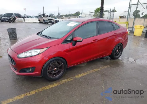 2014 Ford Fiesta Se z USA, uszkodzony, nr VIN 3FADP4BJ6EM117764